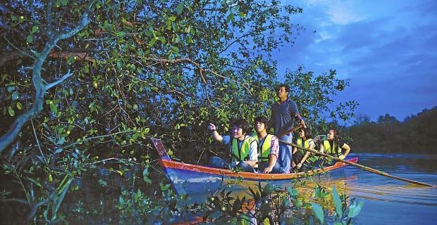 Arts, Crafts & Games